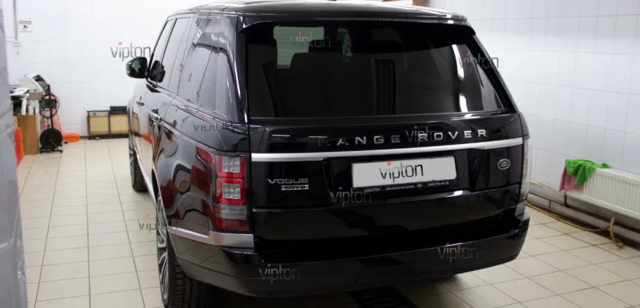 Land Rover Range Rover: SPARKS TOP 11
