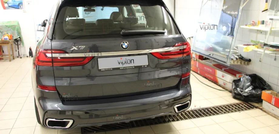 BMW X7 Антигравийная пленка- LLumar PPF Gloss HC CA 6 BMW X7 Антигравийная пленка- LLumar PPF Gloss HC CA 6