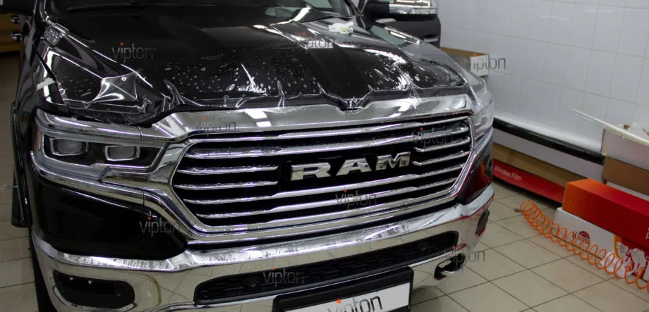 Dodge RAM llumar gloss 6