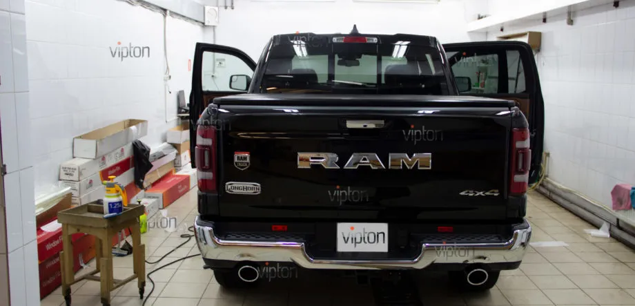 Dodge RAM llumar gloss 4