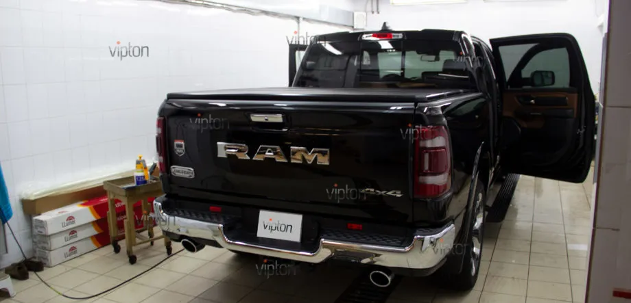 Dodge RAM llumar gloss 2
