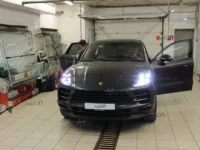 Porsche Cayenne:Бронирование  LLumar