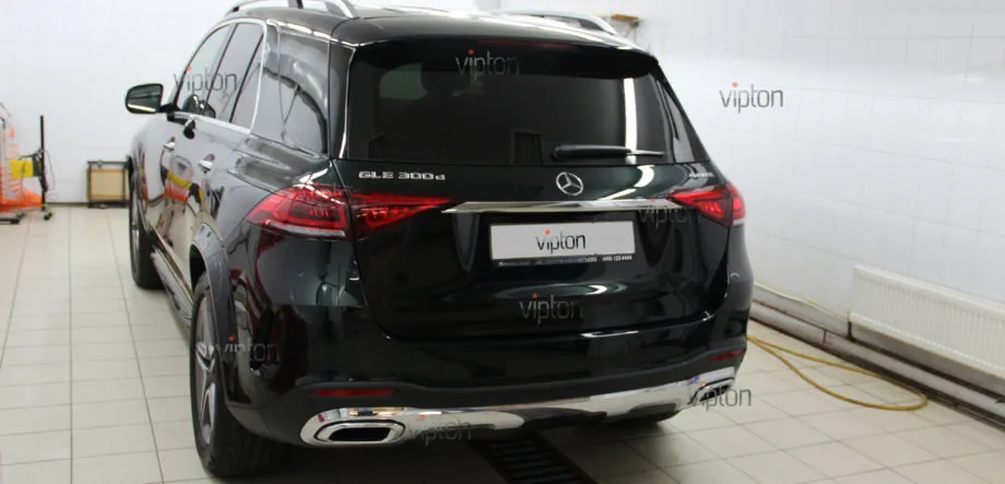 Mercedes-Benz GLE LLumar ATR-15 1 Mercedes-Benz GLE LLumar ATR-15 1