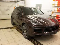 Porsche Cayenne Тонировка  LLumar ATR 15