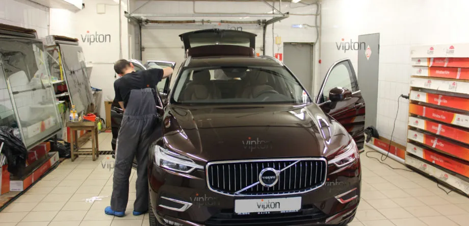 Volvo XC60: Тонирование LLumar AIR 80 4 Volvo XC60: Тонирование LLumar AIR 80 4