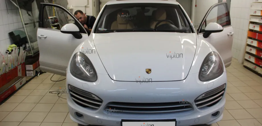 Porsche Cayenne:LLumar AIR 75 SR HPR. 4