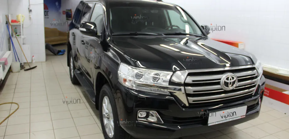 Toyota Land Cruiser 200 пленка LLumar Platinum Plus PPF 13 Toyota Land Cruiser 200 пленка LLumar Platinum Plus PPF 13