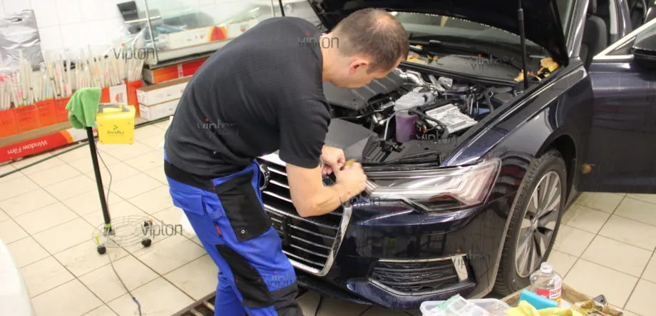 Audi A6: Защита фар LLumar PPF Gloss. 2 Audi A6: Защита фар LLumar PPF Gloss. 2