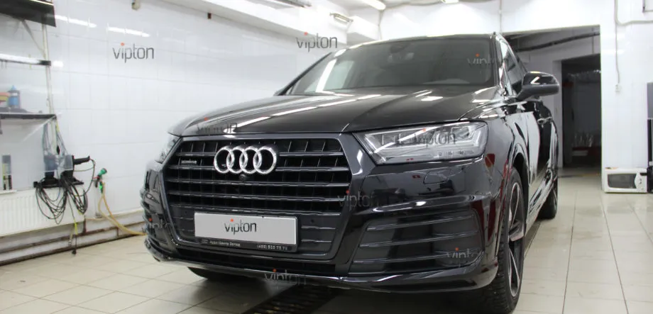Audi Q7: Пленка SPARKS TOP-расширенный пакет 4