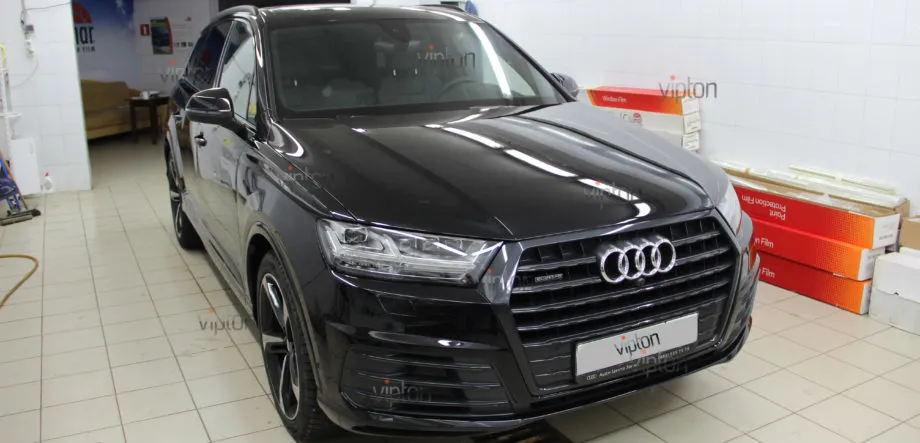 Audi Q7: Пленка SPARKS TOP-расширенный пакет 6