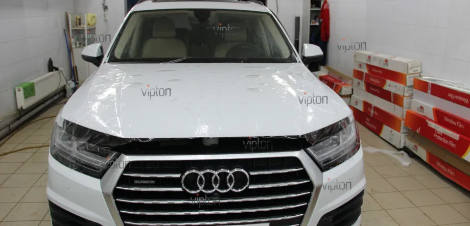 Audi Q7: Установка антигравийной пленки LLUMAR GLOSS PPF 1