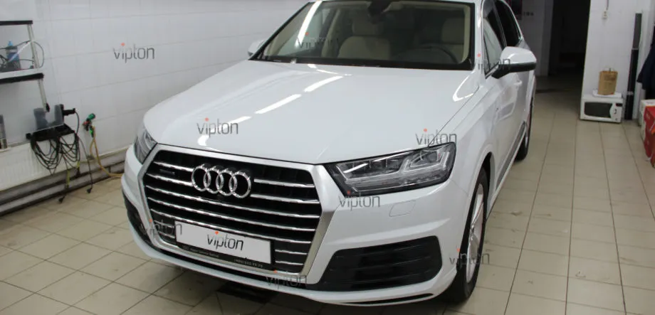 Audi Q7: Установка антигравийной пленки LLUMAR GLOSS PPF 4