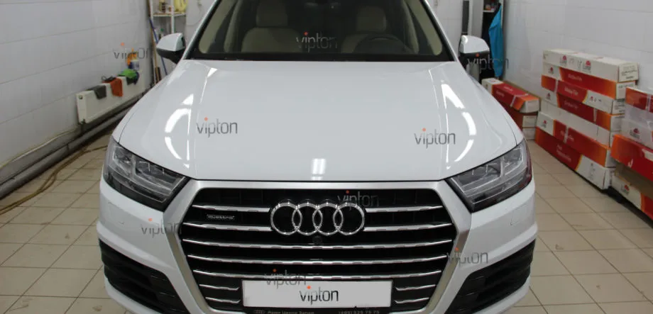 Audi Q7: Установка антигравийной пленки LLUMAR GLOSS PPF 5