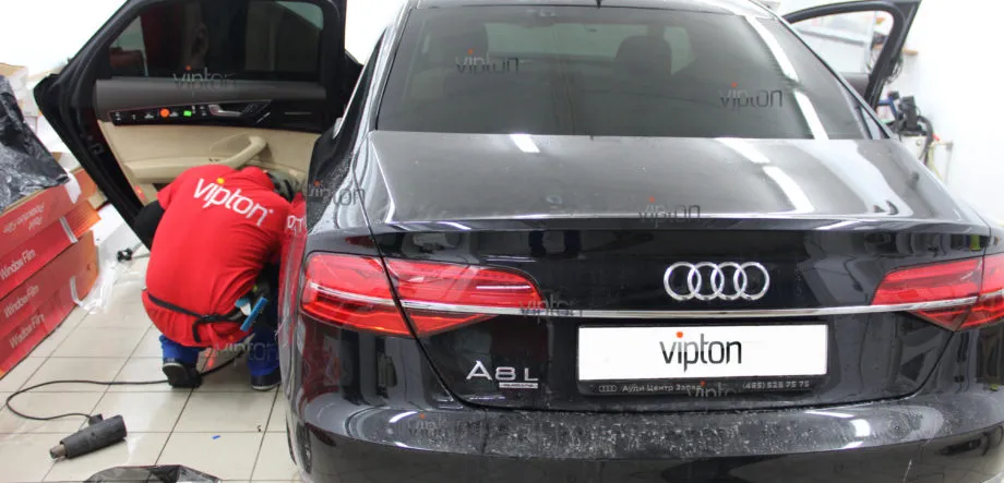 Audi A8: Тонирование а/м 2