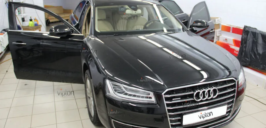Audi A8: Тонирование а/м 3