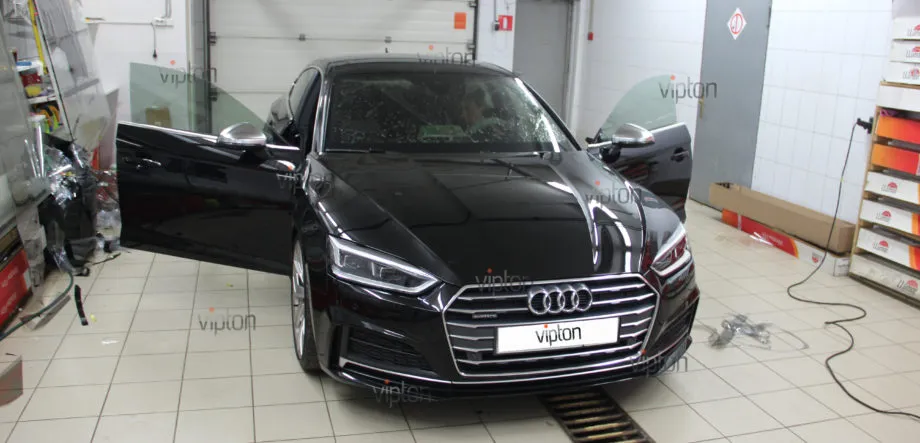 Audi А-5 Sportback: тонирование 1 Audi А-5 Sportback: тонирование 1