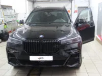 BMW X7: Тонирование задняя