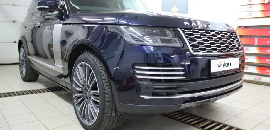 Land Rover Range Rove LLUMAR GLOSS PPF 8 Land Rover Range Rove LLUMAR GLOSS PPF 8