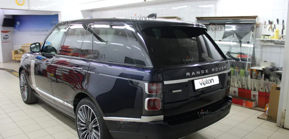 Land Rover Range Rove LLUMAR GLOSS PPF 9 Land Rover Range Rove LLUMAR GLOSS PPF 9