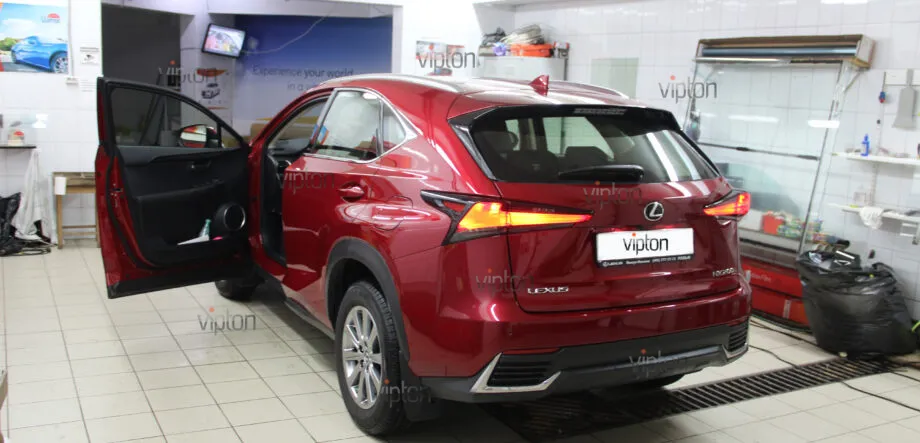 Lexus NX:LLumar ATR 20 CH SR HPR 4 Lexus NX:LLumar ATR 20 CH SR HPR 4