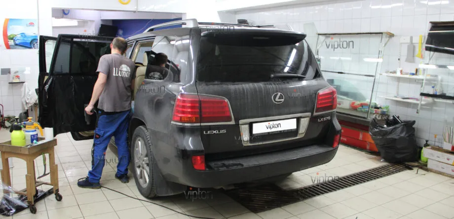 Lexus LX бронирование стекол 1 Lexus LX бронирование стекол 1