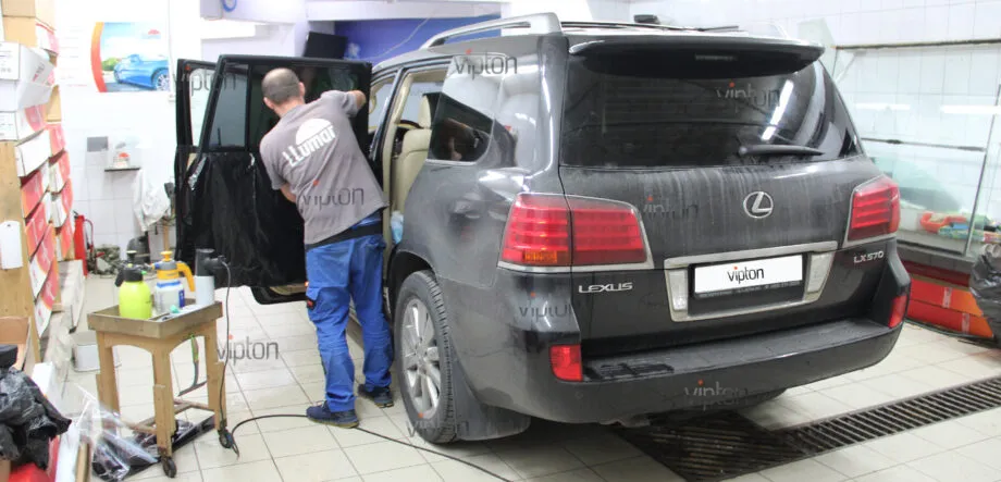Lexus LX бронирование стекол 2 Lexus LX бронирование стекол 2