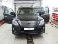 Lexus LX бронирование стекол