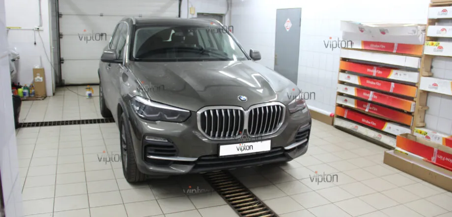BMW X5:Бронирование стекол 4 BMW X5:Бронирование стекол 4