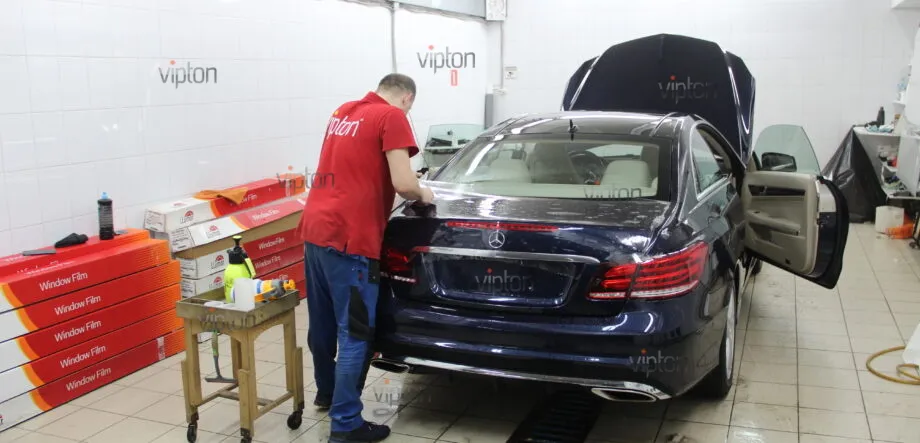 Mercedes-Benz E-Класс 7 Mercedes-Benz E-Класс 7