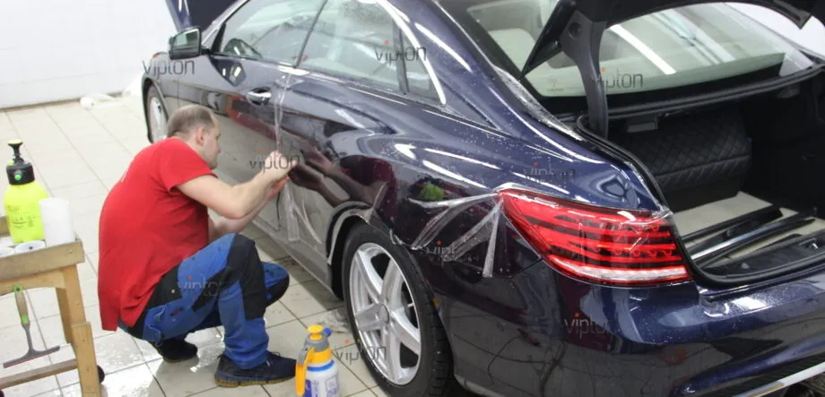 Mercedes-Benz E-Класс 1 Mercedes-Benz E-Класс 1