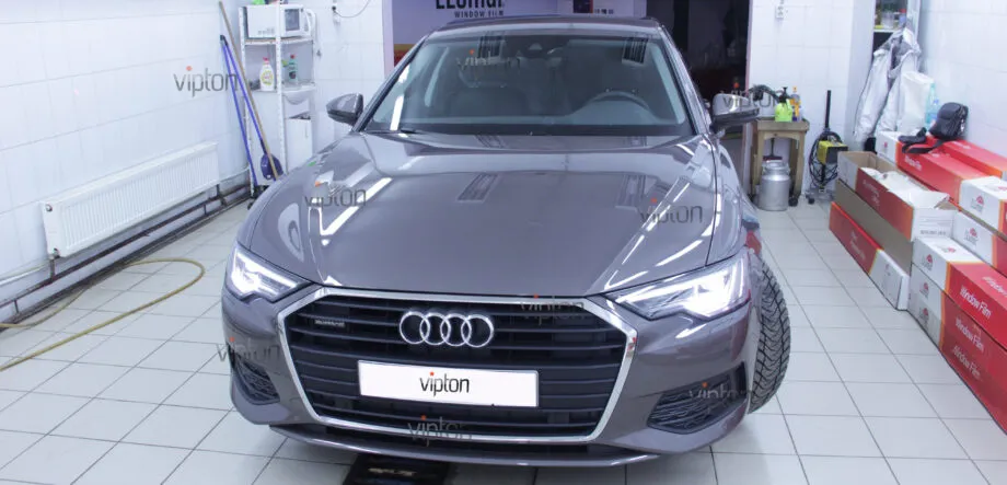 Audi A6:  расширенный пакет 4