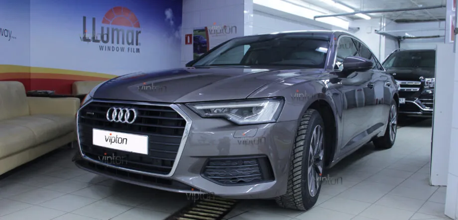 Audi A6:  расширенный пакет 6