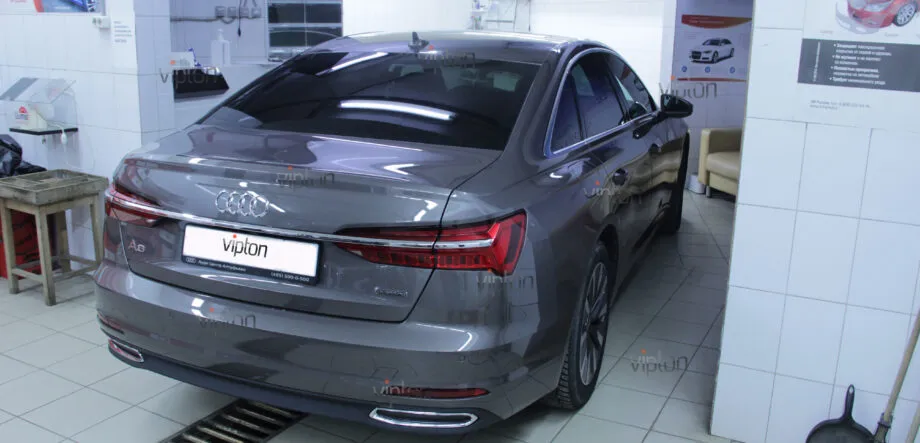Audi A6:  расширенный пакет 7