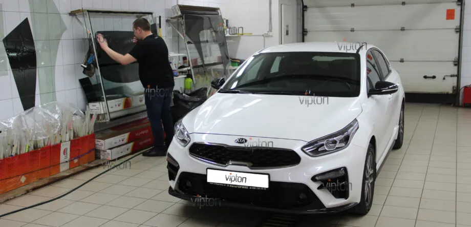 Kia Cerato:тонирование задней полусферы 5 Kia Cerato:тонирование задней полусферы 5