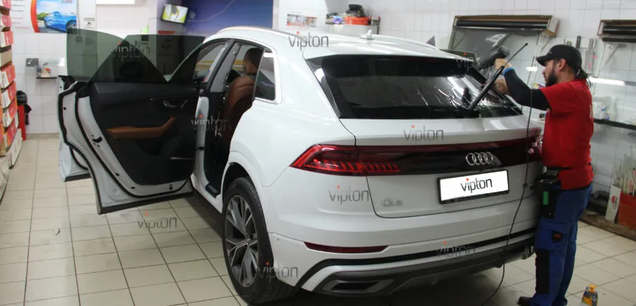 Audi Q8 тонирование всех стекл 2