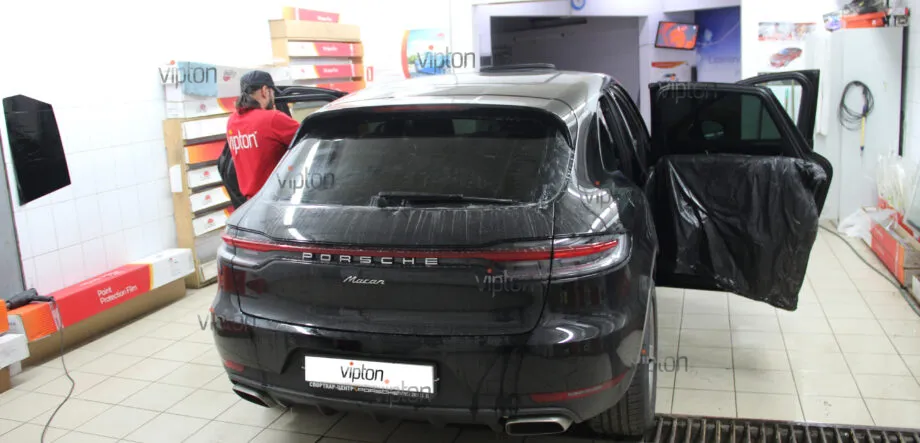 Porsche Macan LLumar ATR 15 CH SR HPR 6 Porsche Macan LLumar ATR 15 CH SR HPR 6