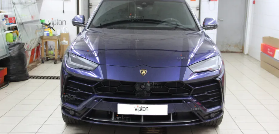 Lamborghini Urus LLumar ATR 15 CH SR HPR 2 Lamborghini Urus LLumar ATR 15 CH SR HPR 2