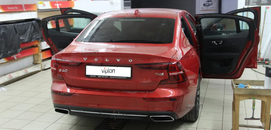 Volvo S60 LLumar ATR 15 CH SR HPR. 5 Volvo S60 LLumar ATR 15 CH SR HPR. 5