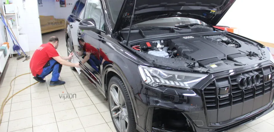 Audi Q7: расширенный пакет 9 Audi Q7: расширенный пакет 9