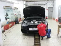 Audi A6: бронирование фар