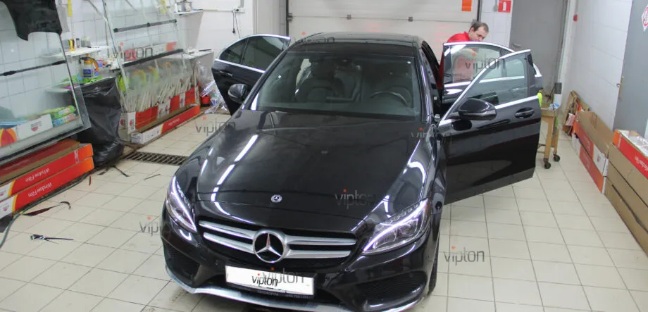Mercedes-Benz C-Класс (W205) 1
