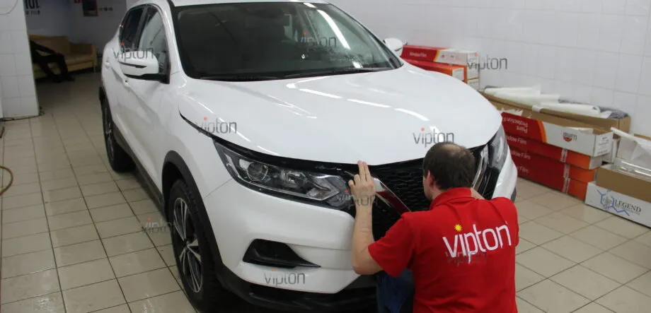 Nissan Qashqai LLUMAR Platinum Plus PPF 18 Nissan Qashqai LLUMAR Platinum Plus PPF 18