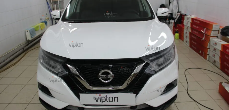 Nissan Qashqai LLUMAR Platinum Plus PPF 2 Nissan Qashqai LLUMAR Platinum Plus PPF 2
