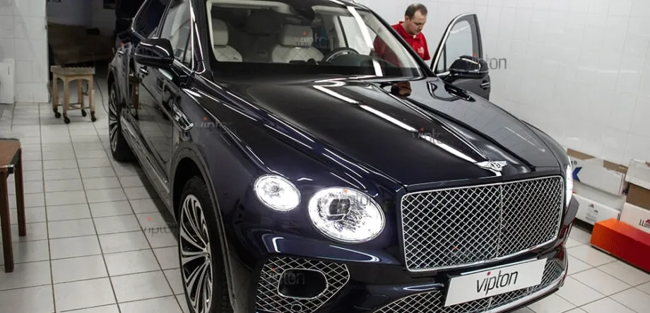 Bentley Bentayga 1 Bentley Bentayga 1