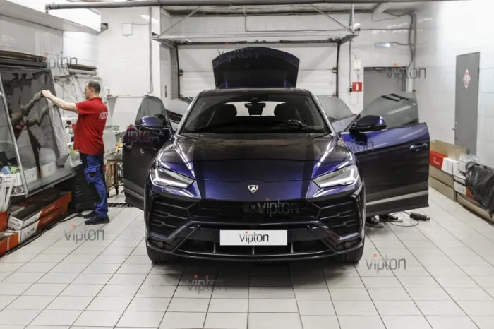 18 — Lamborghini Urus | VIPTON