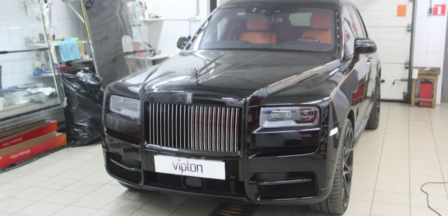 Rolls-Royce Cullinan 7 Rolls-Royce Cullinan 7