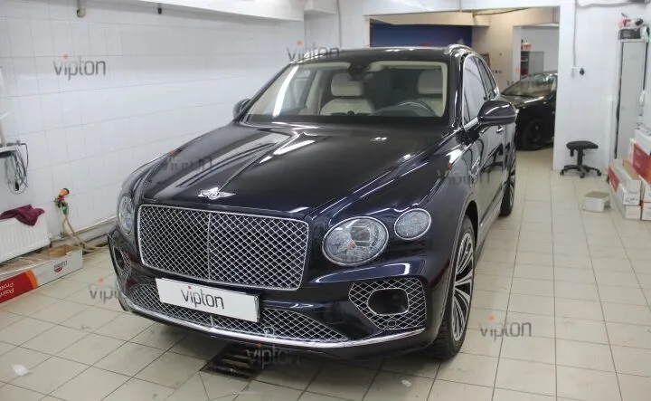 Bentley Bentayga 3 Bentley Bentayga 3