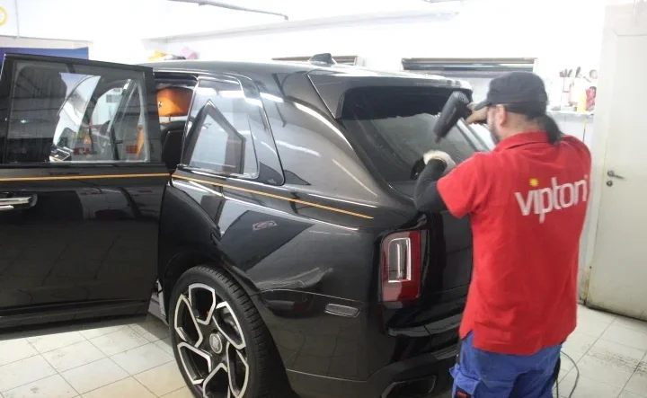 Rolls-Royce Cullinan 4 Rolls-Royce Cullinan 4