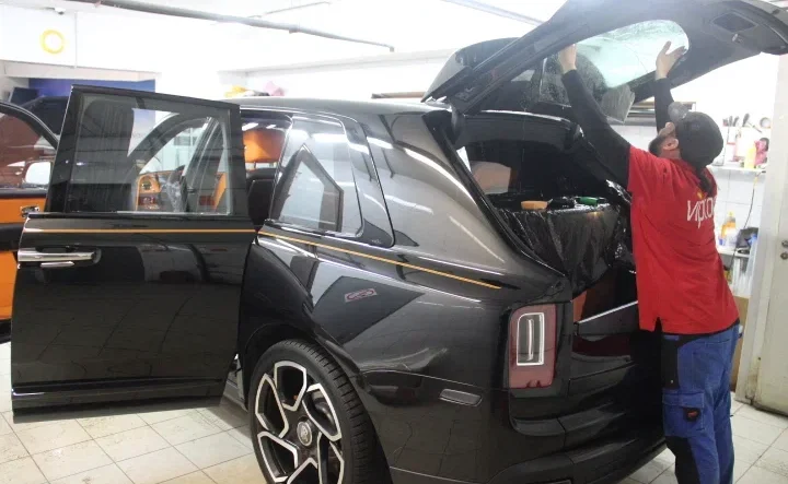 Rolls-Royce Cullinan 8 Rolls-Royce Cullinan 8