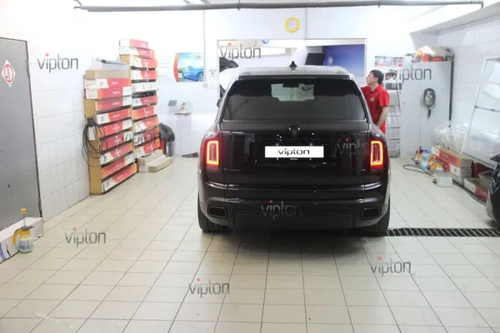 e1 — Rolls-Royce Cullinan | VIPTON